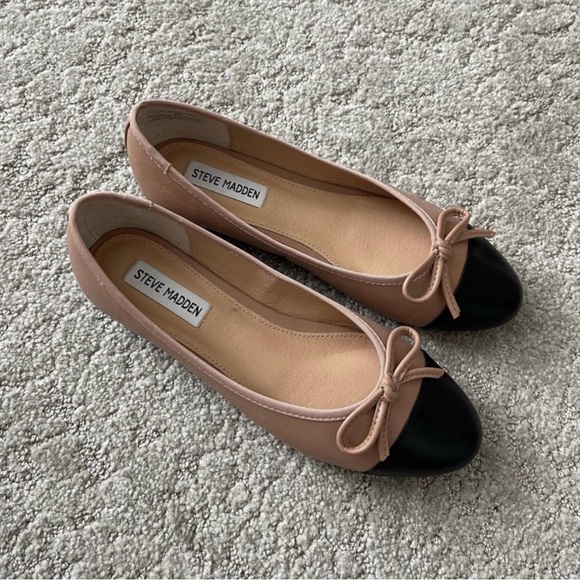 Cap toe flats - Picture 6 of 6